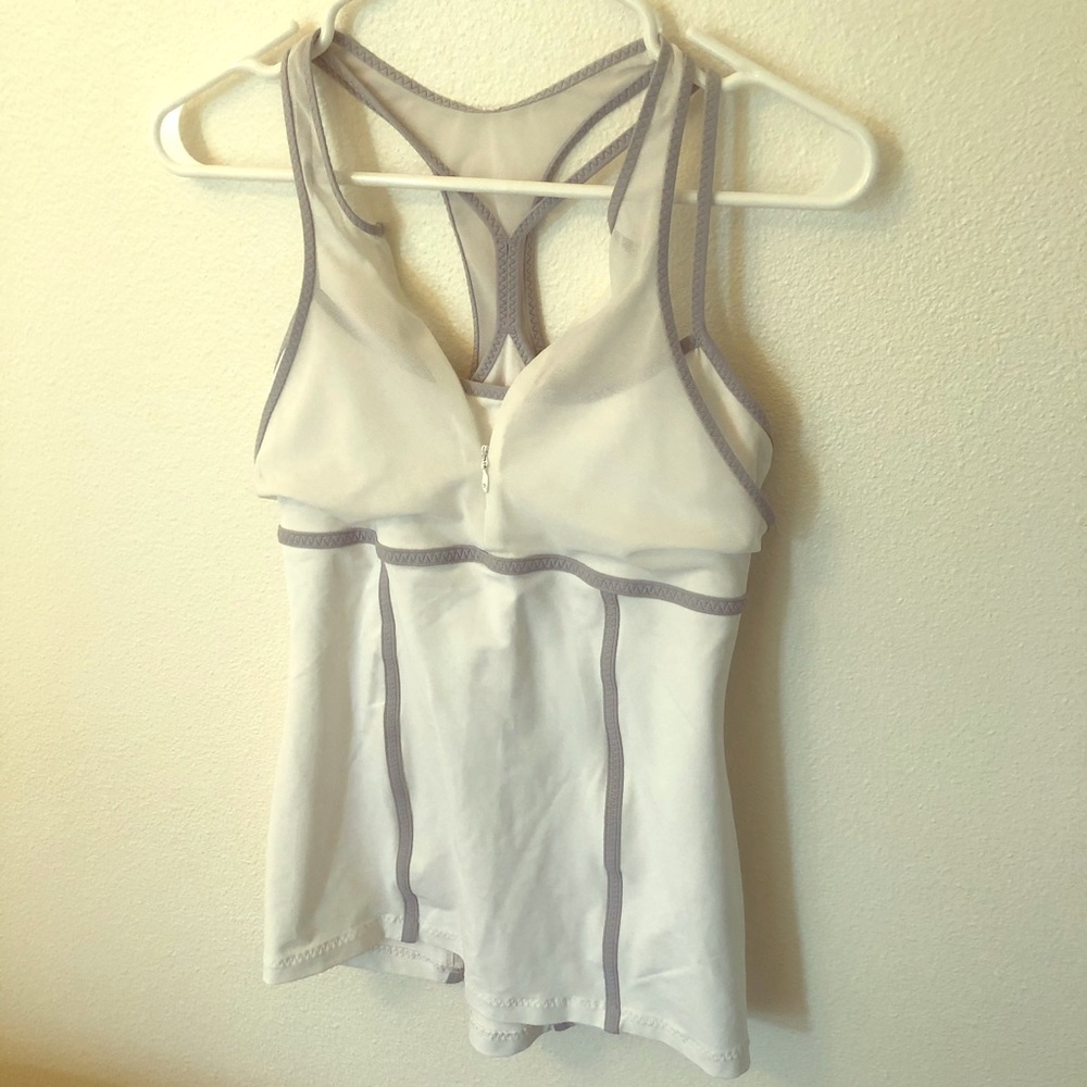 Lululemon tank top size 8
